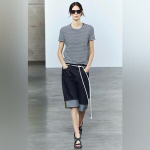 ZARA RELAXED HIGH WAIST DENIM SHORTS ZW COLLECTION ALWAYS SOLD OUT!